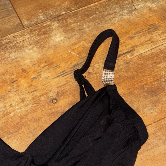 Newport News Black One Piece Swimsuit - Picture 3 of 7